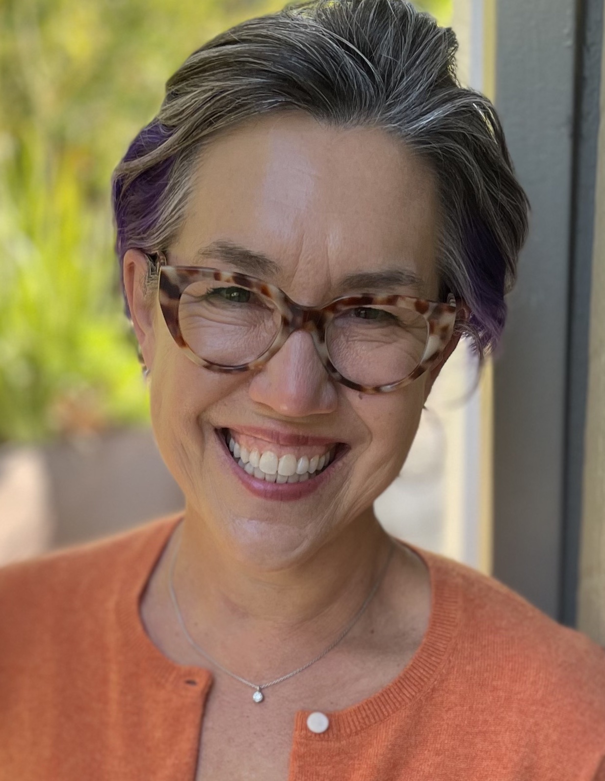 portrait of speak Well Being motivational speaker Sarah E McDonald, Cancer Survivor Celebration